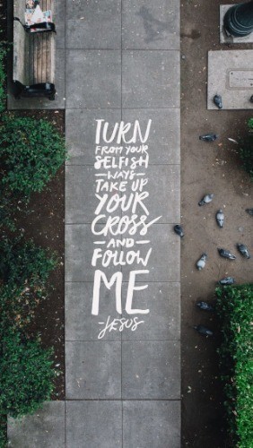 Live Authentically – Cross Series Part 6 - Daily Devotional on John 12:25